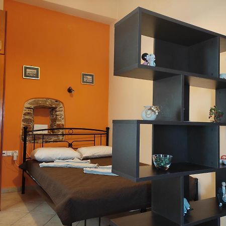 1872 - Agnes, Cozy Stony Apartment With Balcony إرموبولّي المظهر الخارجي الصورة