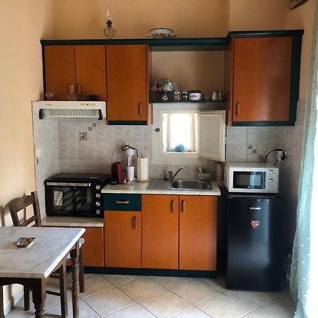 1872 - Agnes, Cozy Stony Apartment With Balcony إرموبولّي المظهر الخارجي الصورة