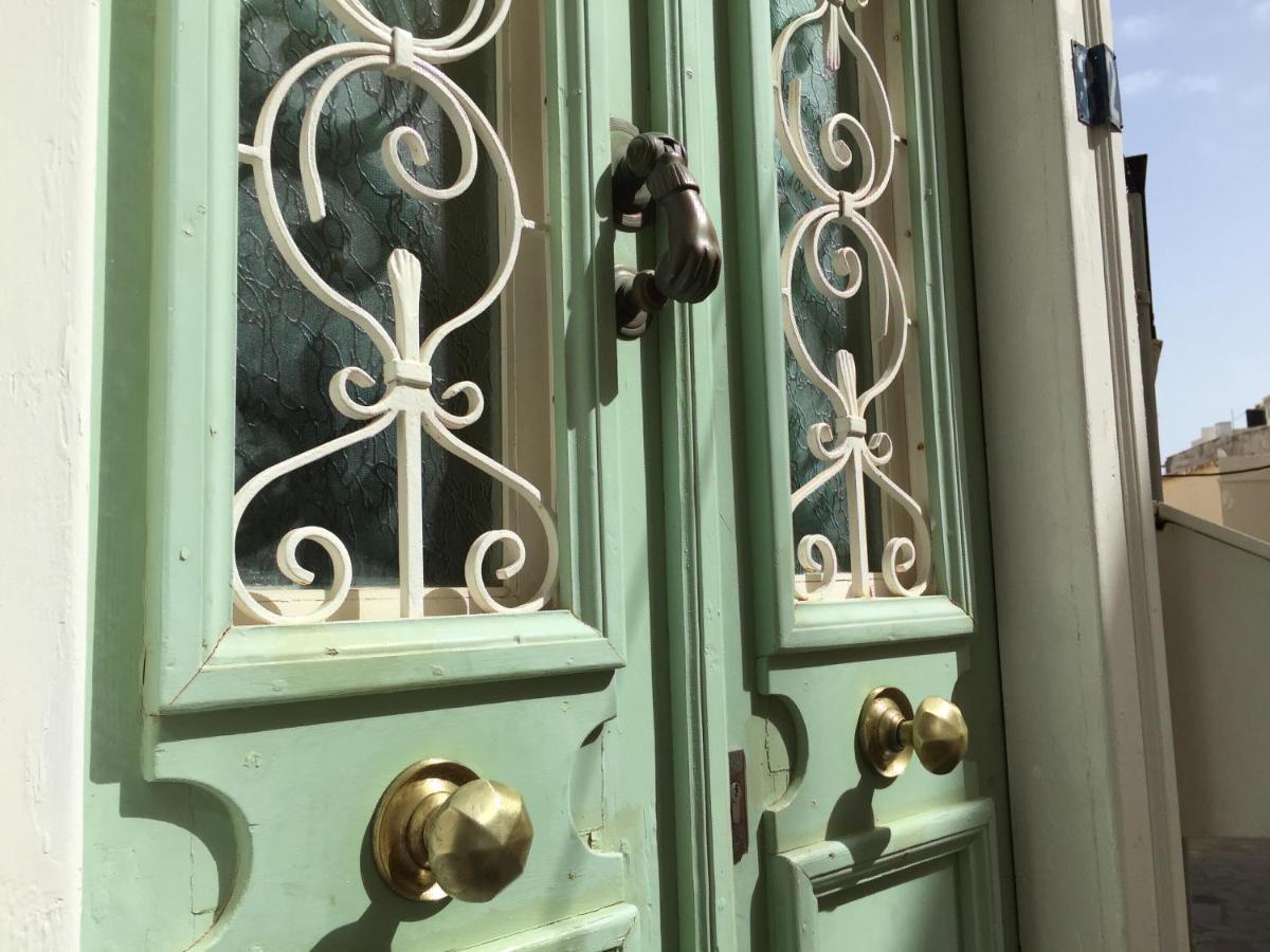 1872 - Agnes, Cozy Stony Apartment With Balcony إرموبولّي المظهر الخارجي الصورة