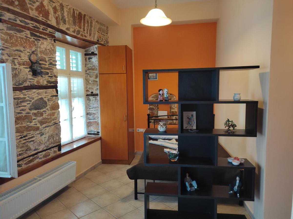 1872 - Agnes, Cozy Stony Apartment With Balcony إرموبولّي المظهر الخارجي الصورة